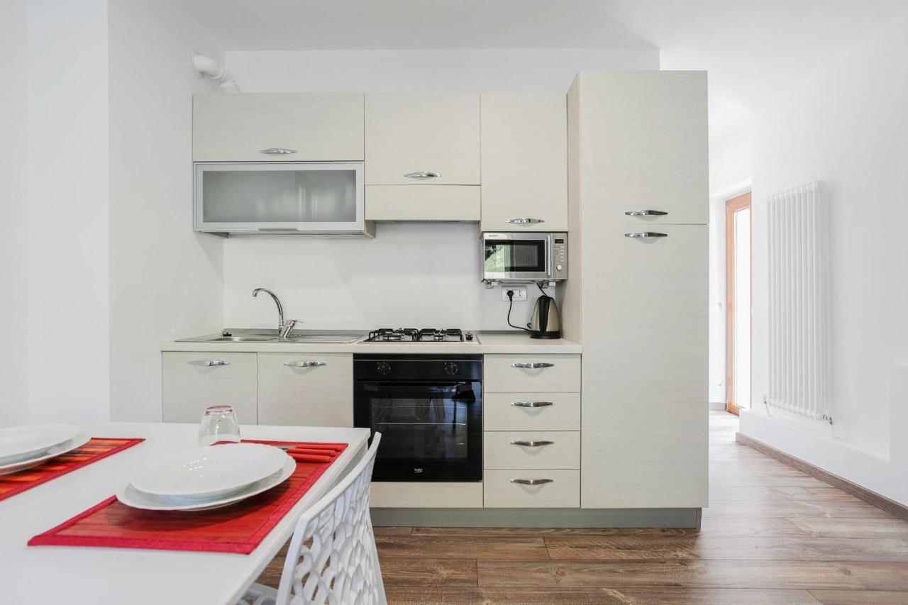 Cremia Suits By Halldis Exteriör bild